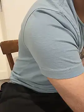 Snapshot of Sammy69hard69 chatting on 03.18.26 Sammy69hard69 online show from 03.18.26