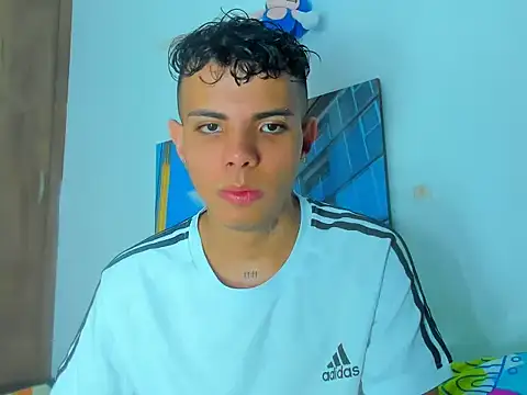 Snapshot of Alessandro_1610 chatting on 03.11.25 Alessandro 1610 online show from 03.11.25