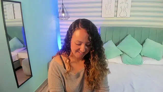 Snapshot of abby_apple chatting on 09.13.25 abby apple online show from 09.13.25