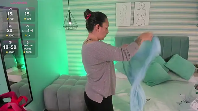 Snapshot of abby_apple chatting on 10.11.25 abby apple online show from 10.11.25