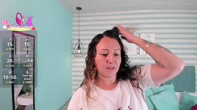 Snapshot of abby_apple chatting on 11.22.25 abby apple online show from 11.22.25