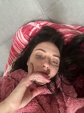 Snapshot of Miroslava1247 chatting on 02.27.26 Miroslava1247 online show from 02.27.26