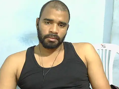 Snapshot of YOX22 chatting on 07.21.26 YOX22 online show from 07.21.26