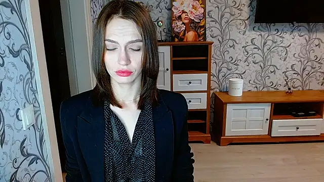 Lady Sunshine  online show from 10.03.25