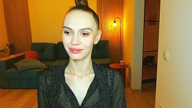 Lady Sunshine  online show from 11.22.25