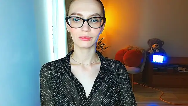 Lady Sunshine  online show from 04.18.26