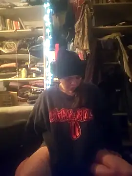 Snapshot of ShysluutGia chatting on 02.24.26 ShysluutGia online show from 02.24.26