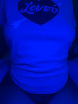 Snapshot of chocolate_bunnyxX chatting on 03.09.25 chocolate bunnyxX online show from 03.09.25