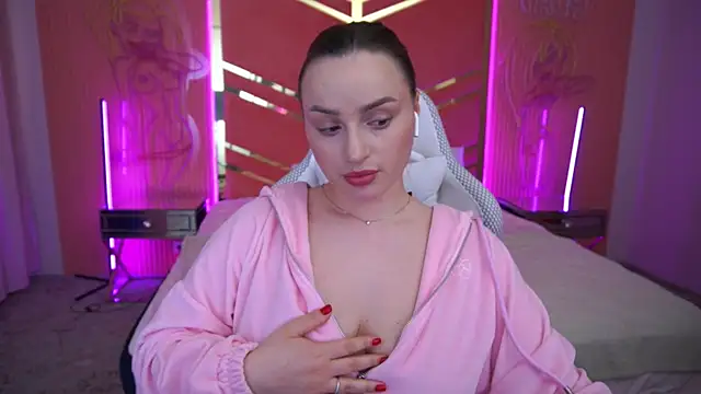 Snapshot of LindsieGreyy chatting on 03.20.25 LindsieGreyy online show from 03.20.25