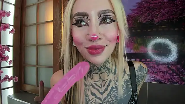 Snapshot of miss___angel chatting on 01.17.26 miss angel online show from 01.17.26