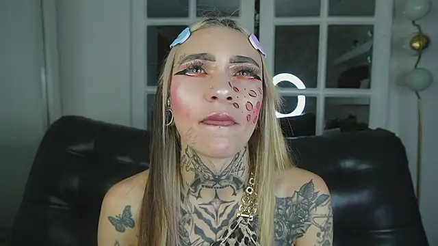 Snapshot of miss___angel chatting on 02.21.26 miss angel online show from 02.21.26