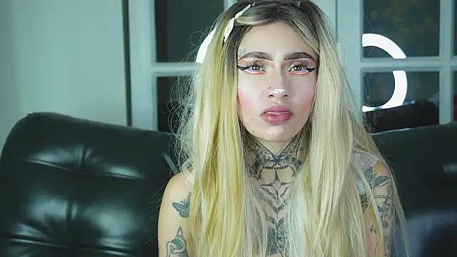 Snapshot of miss___angel chatting on 03.02.26 miss angel online show from 03.02.26