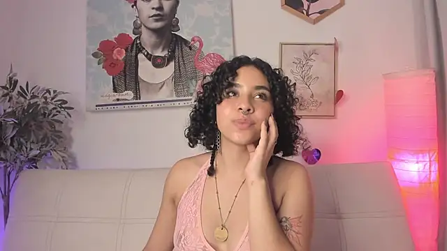 Dhalila  online show from 02.23.25