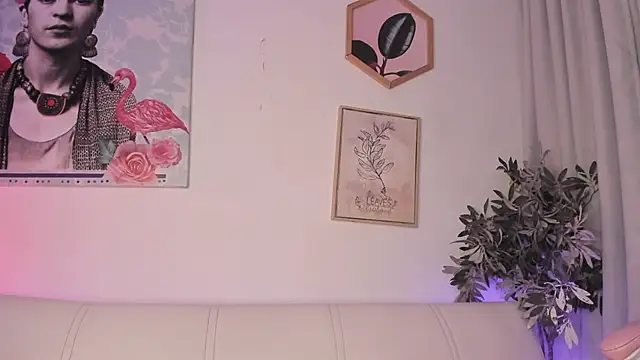 Dhalila  online show from 03.22.25