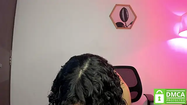 Dhalila  online show from 11.06.25