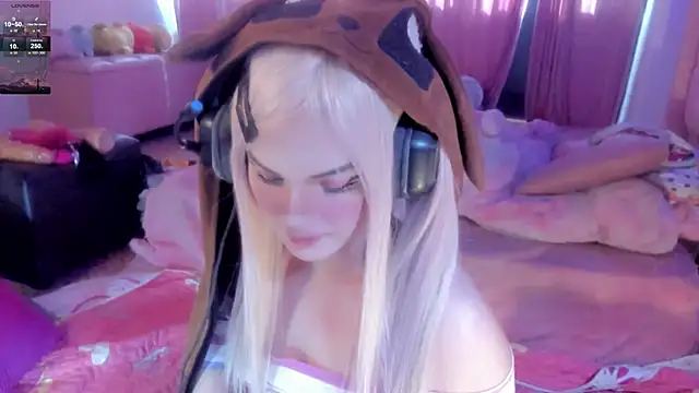 Angelica Reborn online show from 10.25.25