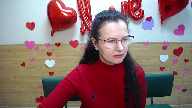 Miroslava Happi online show from 03.12.25