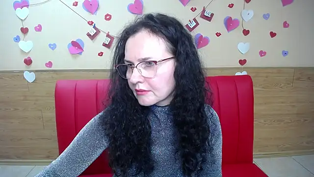 Miroslava Happi online show from 03.18.25