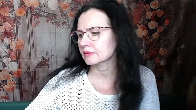 Miroslava Happi online show from 02.10.26