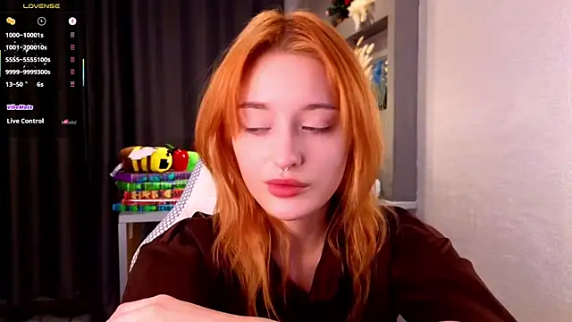 Snapshot of Hisoka_akerley chatting on 10.18.25 Hisoka akerley online show from 10.18.25