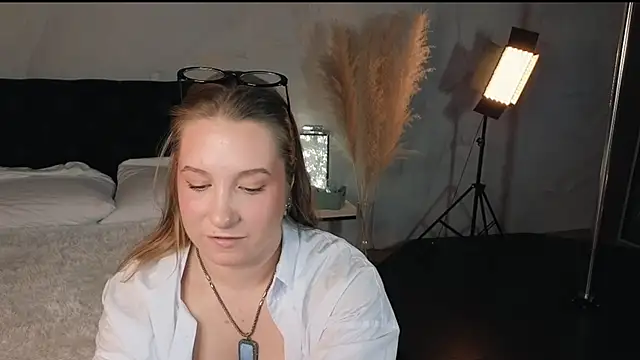 Saint Vicious online show from 10.09.25