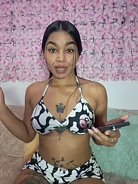 Lynda Bonnie online show from 11.05.25