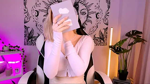 EllySunlover online show from 03.06.25