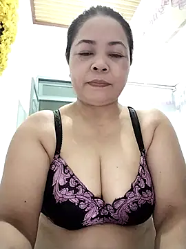 Snapshot of Baby-bigtits2024 chatting on 09.08.25 Baby-bigtits2024 online show from 09.08.25