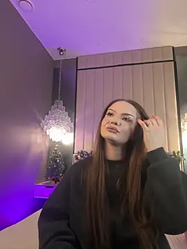 Snapshot of AlexaBright chatting on 12.14.25 AlexaBright online show from 12.14.25