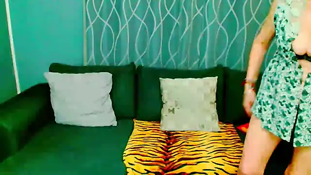 adeleadison online show from 02.11.26