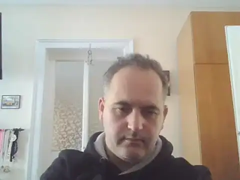 Szolga10 online show from 10.25.25