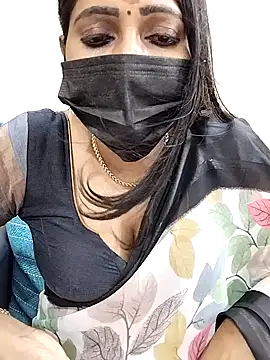 Snapshot of Thamarai28 chatting on 02.17.25 Thamarai28 online show from 02.17.25