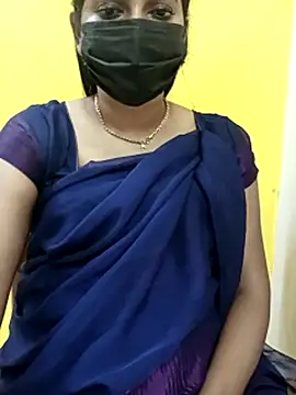 Snapshot of Thamarai28 chatting on 02.24.25 Thamarai28 online show from 02.24.25