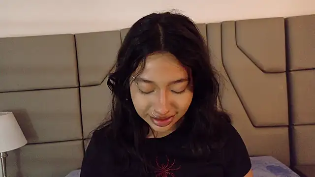 ParanoidTemptaion  online show from 06.29.26