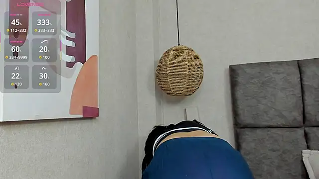 Snapshot of elizabeth_20 chatting on 10.03.25 elizabeth 20 online show from 10.03.25