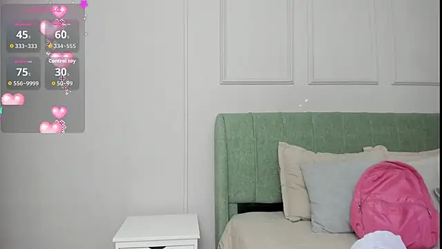 Snapshot of elizabeth_20 chatting on 11.11.25 elizabeth 20 online show from 11.11.25