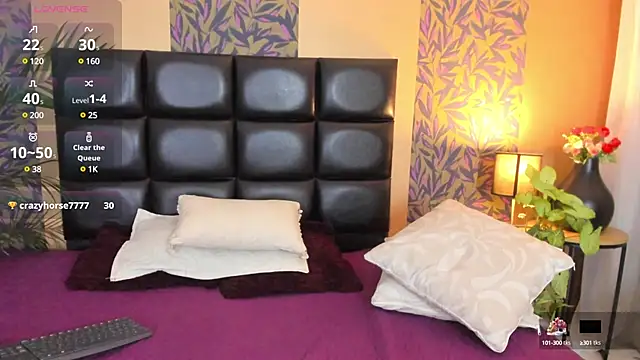 Snapshot of megan_al chatting on 03.05.25 megan al online show from 03.05.25