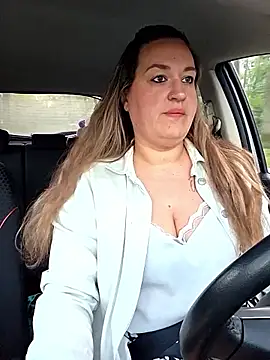 justtess online show from 04.15.26