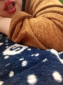 Snapshot of Malak-26 chatting on 11.23.25 Malak-26 online show from 11.23.25