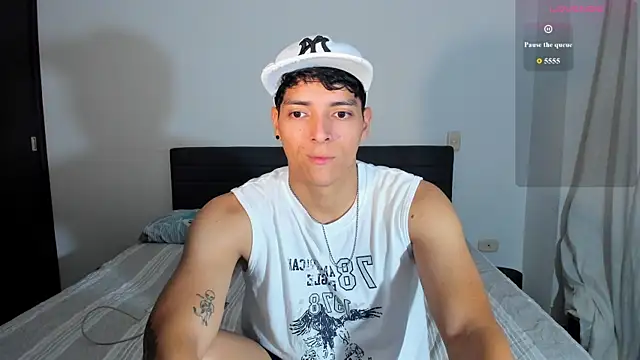 Snapshot of _JacobMiller__ chatting on 06.11.26 JacobMiller online show from 06.11.26