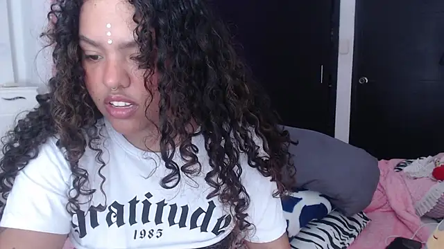 Anitta bell online show from 02.14.25