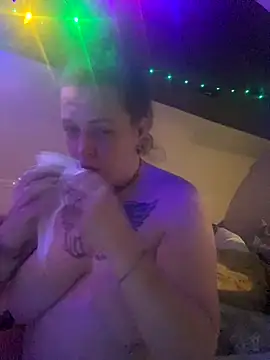 Snapshot of favoritestepsis chatting on 09.10.25 favoritestepsis online show from 09.10.25