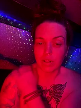 Snapshot of favoritestepsis chatting on 11.20.25 favoritestepsis online show from 11.20.25