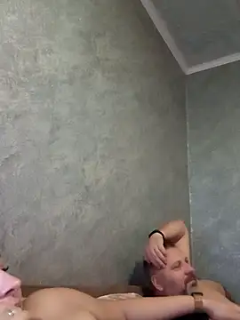 Greta Tamar online show from 10.25.25