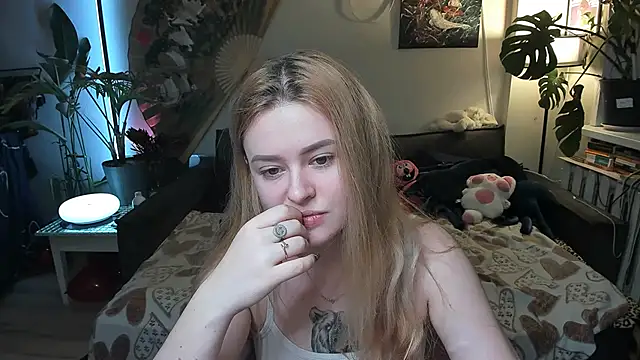 Alexa Pirs online show from 02.08.26