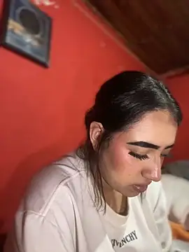 Scarlett-LS online show from 11.18.25