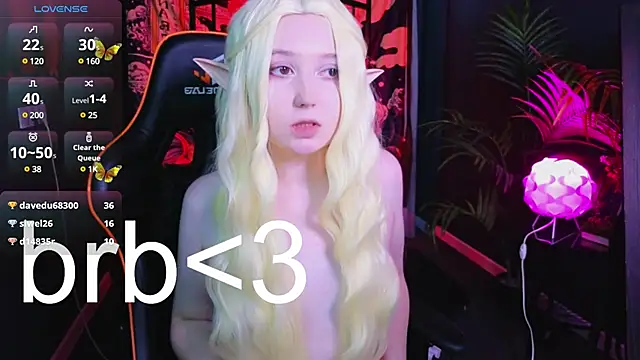 Snapshot of MizukiNoYoru chatting on 03.06.25 MizukiNoYoru online show from 03.06.25