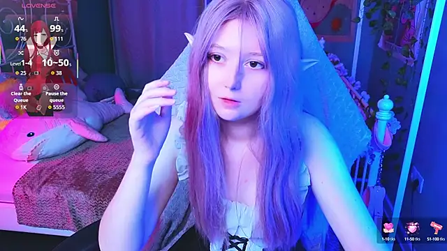 Snapshot of MizukiNoYoru chatting on 09.27.25 MizukiNoYoru online show from 09.27.25