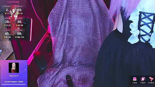 Snapshot of MizukiNoYoru chatting on 11.24.25 MizukiNoYoru online show from 11.24.25