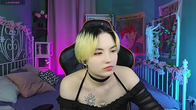 Akemi Sora  online show from 03.01.25